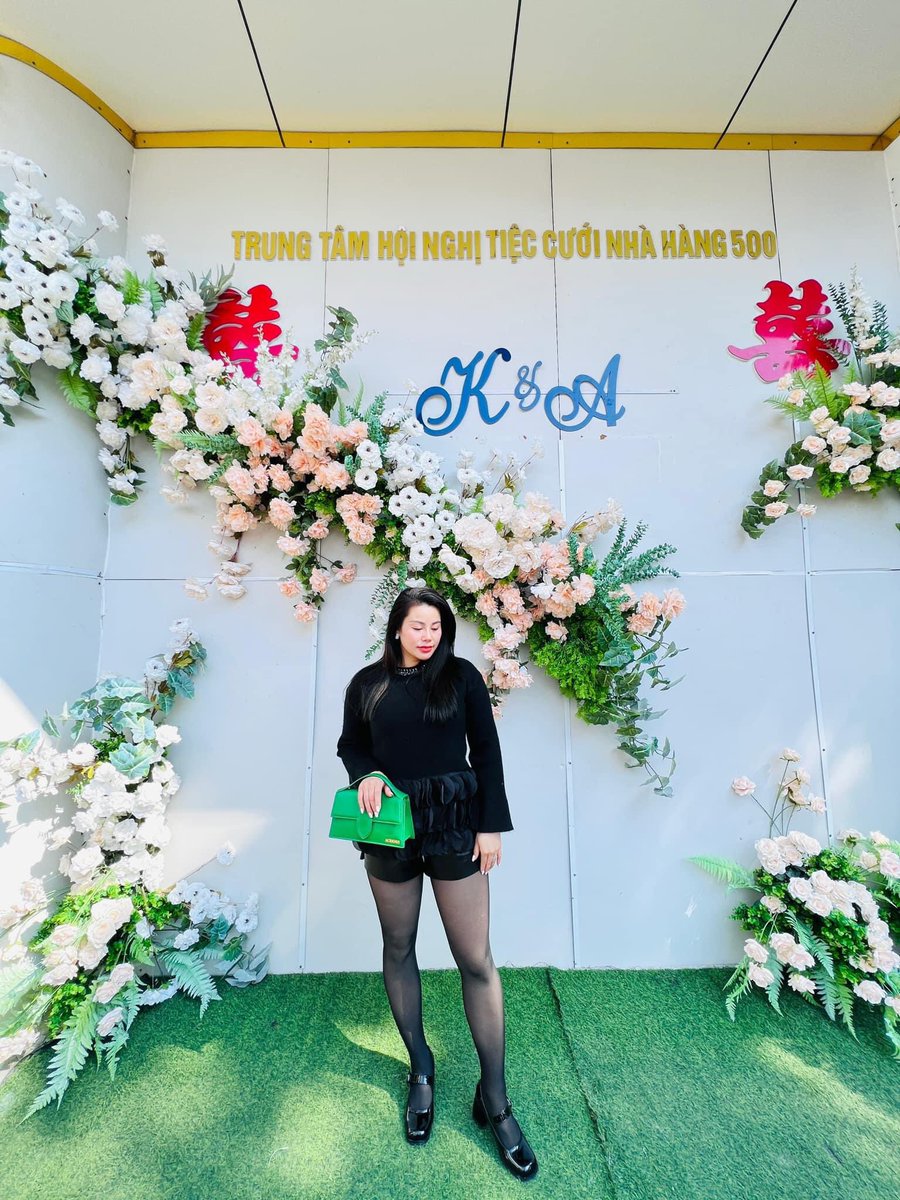 WesletRyan's tweet photo. Nhìn chị đã thấy chị không thiếu gì chỉ thiếu tình … LH zalo 034 7932192 để được kết nối tới chị nhé #mbbg #sgmm #may_bay_ba_gia #phicong #phicongtre https://t.co/z55VIEFOvU