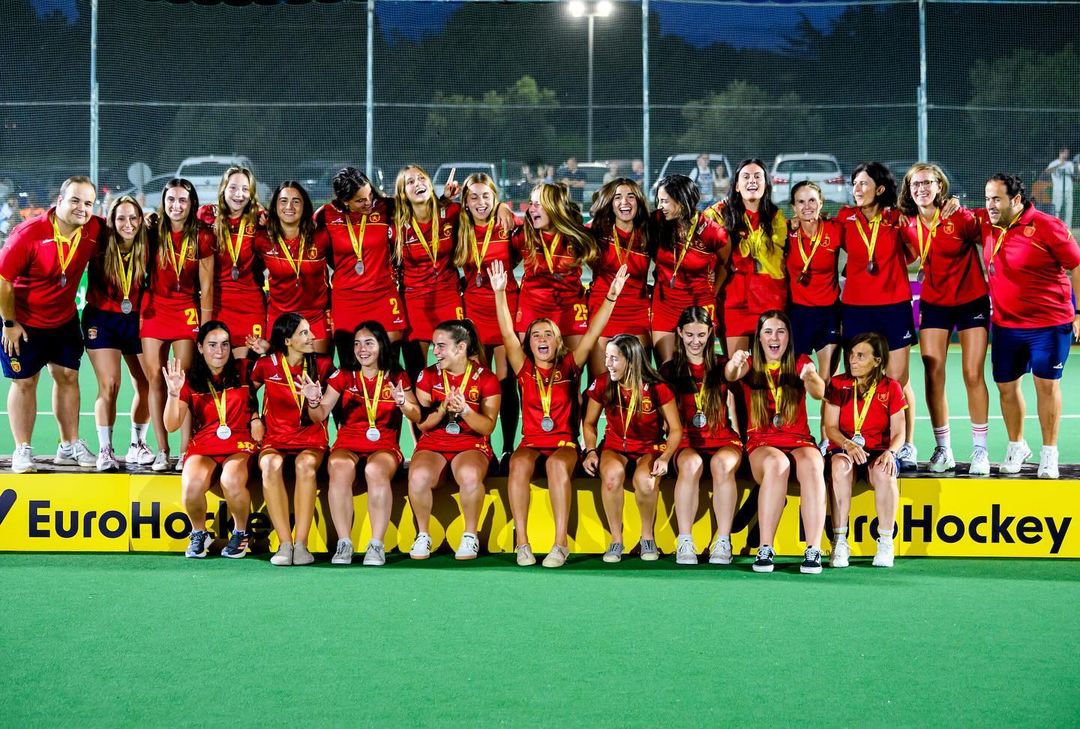 COE_es's tweet photo. 🏑 Lo de ayer ya es pasado...pero el futuro es muy prometedor, @rfe_hockey ❤️ https://t.co/Nqmb4mNsp3
