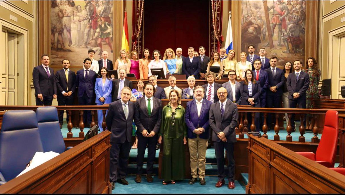 La vice-presidenta de nuestra asociación, Arantxa Aznar , participó en la Reunión promovida por la 
D.G de Seguridad Jurídica y Fe Pública,<a href="/EsterPerezJere1/">Ester Perez Jerez</a> . 
Encuentro para abordar la #necesidadsocial : la contratación con #extranjeros . Vehículo jurídico para el #acogimiento