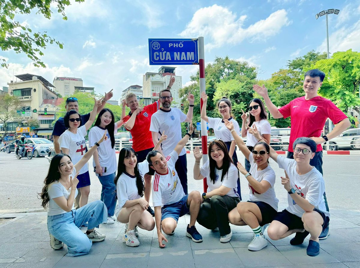 UKinVietnam's tweet photo. Come on Southgate, from Cแปญa Nam with lots of love!
16 hours till the kickoff of the EURO 2024 final between England and Spain! Wishing @GarethSouthgate and his England Football team a very successful match!
#ComeOnEngland #bringfootballhome https://t.co/wuM60ngQhG