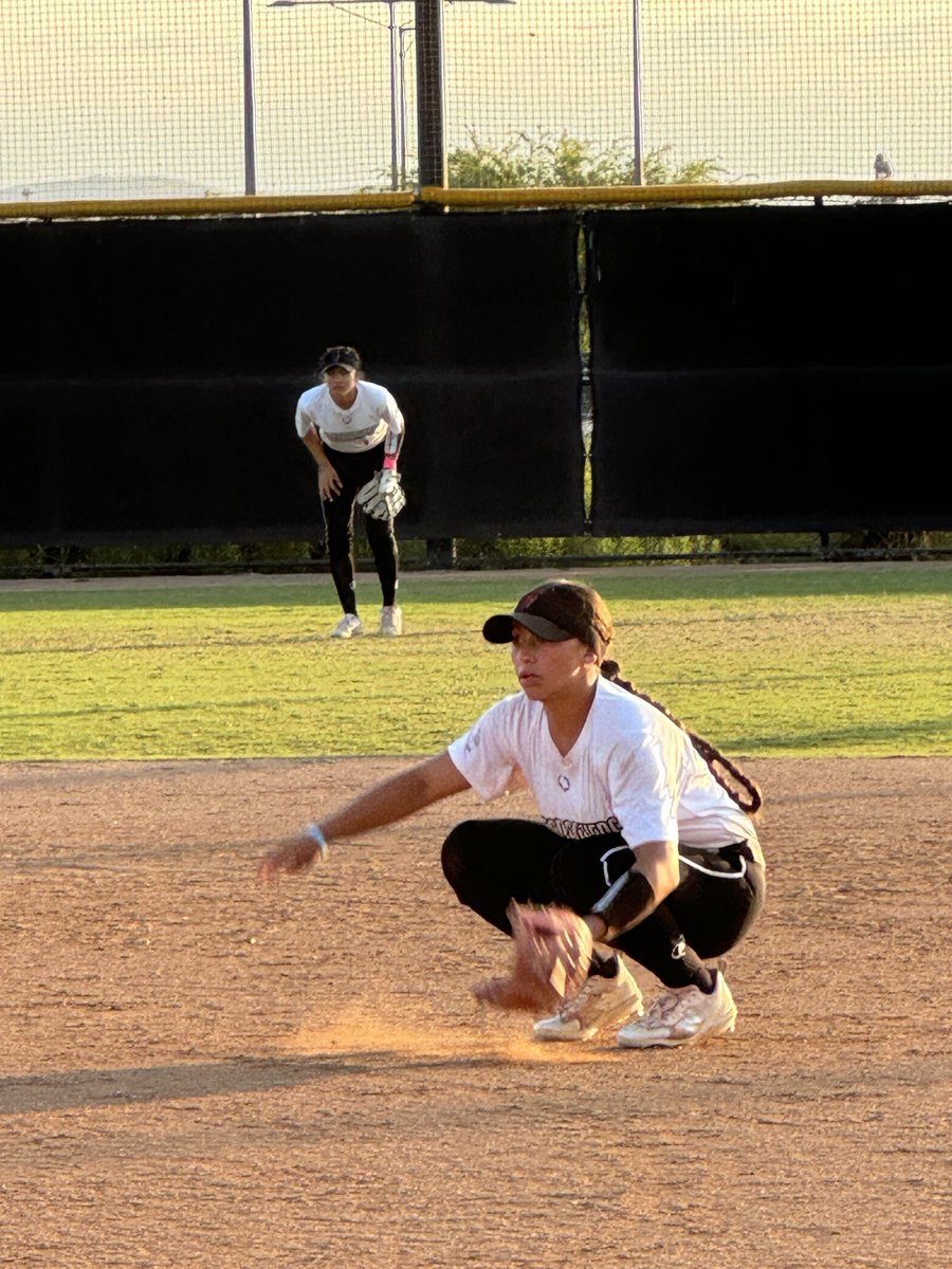 ChampCupElite's tweet photo. 18U #ChampCupElite teams:
Empire
So Cal Athletics Gumataotao
Las Vegas Blast
Washington Acers
Batbusters Del Gato
ZT Blaze
Firecrackers Vines
Athletics Mercado Gurrola https://t.co/8JG0jsWhcH