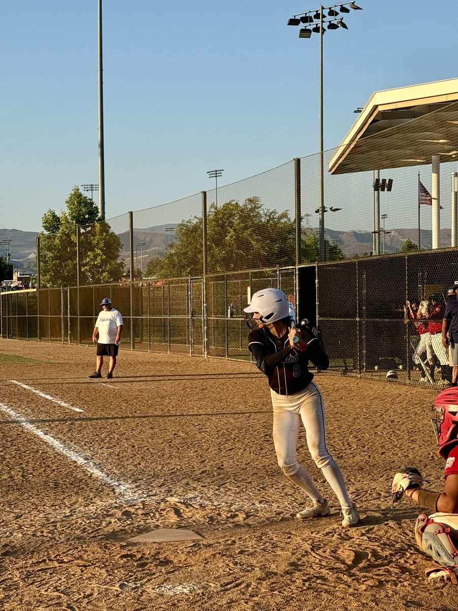 ChampCupElite's tweet photo. We will see everyone tomorrow at Harvard Park, beginning at 8am! 🌅

16U Championship: 10:30am
18U Championship: 2:30pm

#ChampCupElite #softball #socal #fastpitch #USASoftball #USASoftballSoCal https://t.co/g4tCcr6CxV