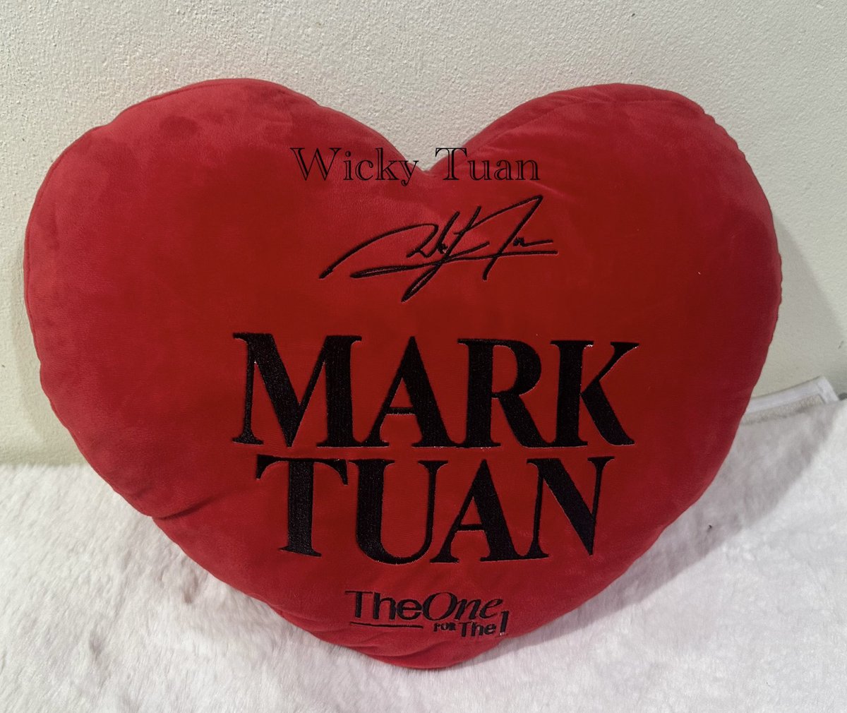 🐰🐰

❤️ + รี + เมนชั่นแท็กตามนี้นะคะ 

MARK TUAN IN MEXICO
#theotherside_MexicoCity 

แจกหมอนหัวใจมาร์ค 1 รางวัลนะคะ 

มาช้าแต่มานะ 😊😊
 
สุ่มค่ำๆ วันนี้นะคะ 

#TheOtherSideLatamTour2024
#theothersidetour #theotherside
#MarkTuan <a href="/marktuan/">Mark Tuan</a> <a href="/DNAmngmnt/">Mark Tuan Official</a>