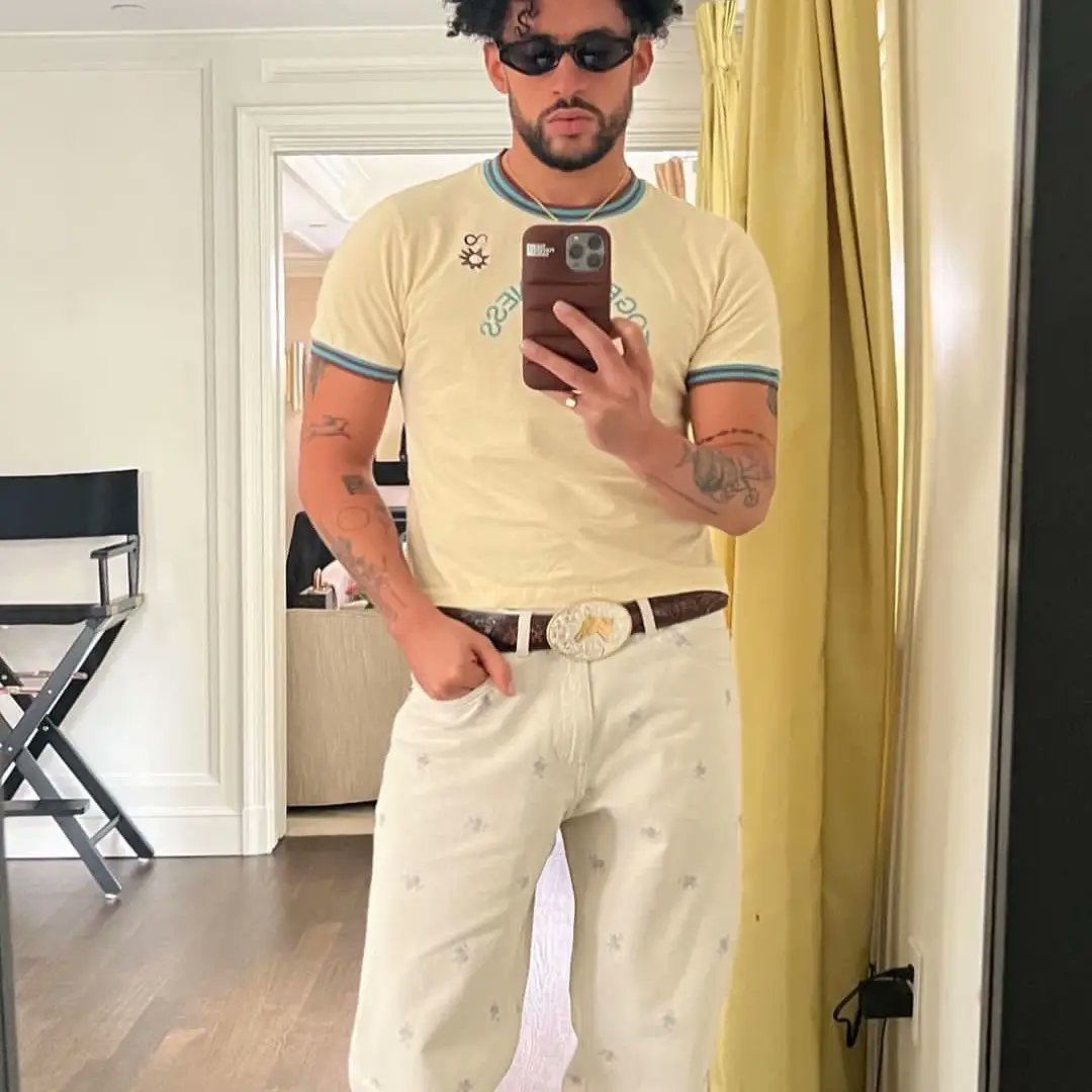 badbunnyben's tweet photo. https://t.co/YHRWBCndHV