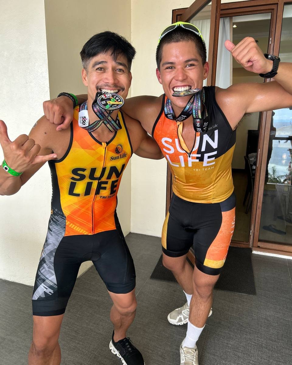 yummyboyssite's tweet photo. Nagzoom-in ka because? 🤤
Sarap ni Papa P at Papi Kyle 😋 https://t.co/eYVviausEM