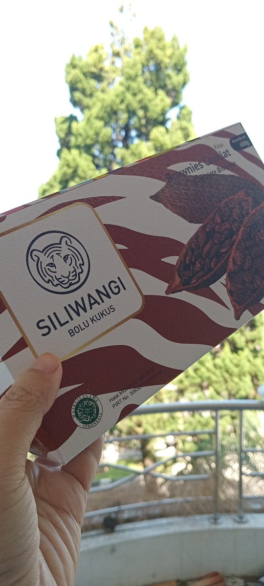 Varian favorite yang sekali buka auto ludes. Maunya nambah-nambah lagi. Apalagi buat nyemil mah bocil langsung nyerbu.
#SiliwangiSehat