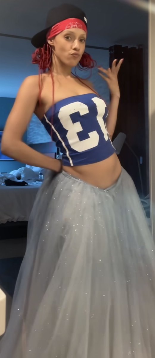 zbelle_z's tweet photo. •givin trash quinceñera fash• PUR. 😽✌️😛 #jazZelleZbelleZ #uglyworldwide #how2bugly https://t.co/YVxxoIqCwi