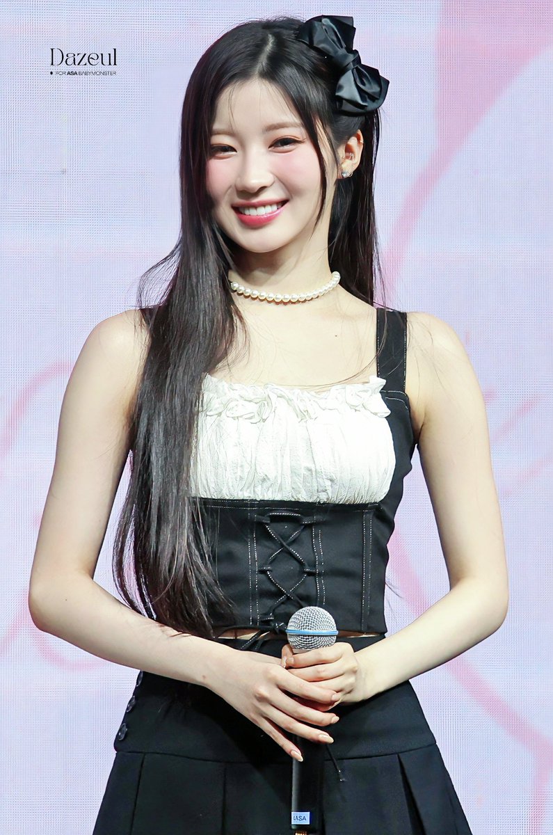 Dazeul__'s tweet photo. 240628 HQ
#BABYMONSTER #베이비몬스터
#아사 #ASA #榎並杏紗 #ENAMIASA https://t.co/xahbxRY1H5
