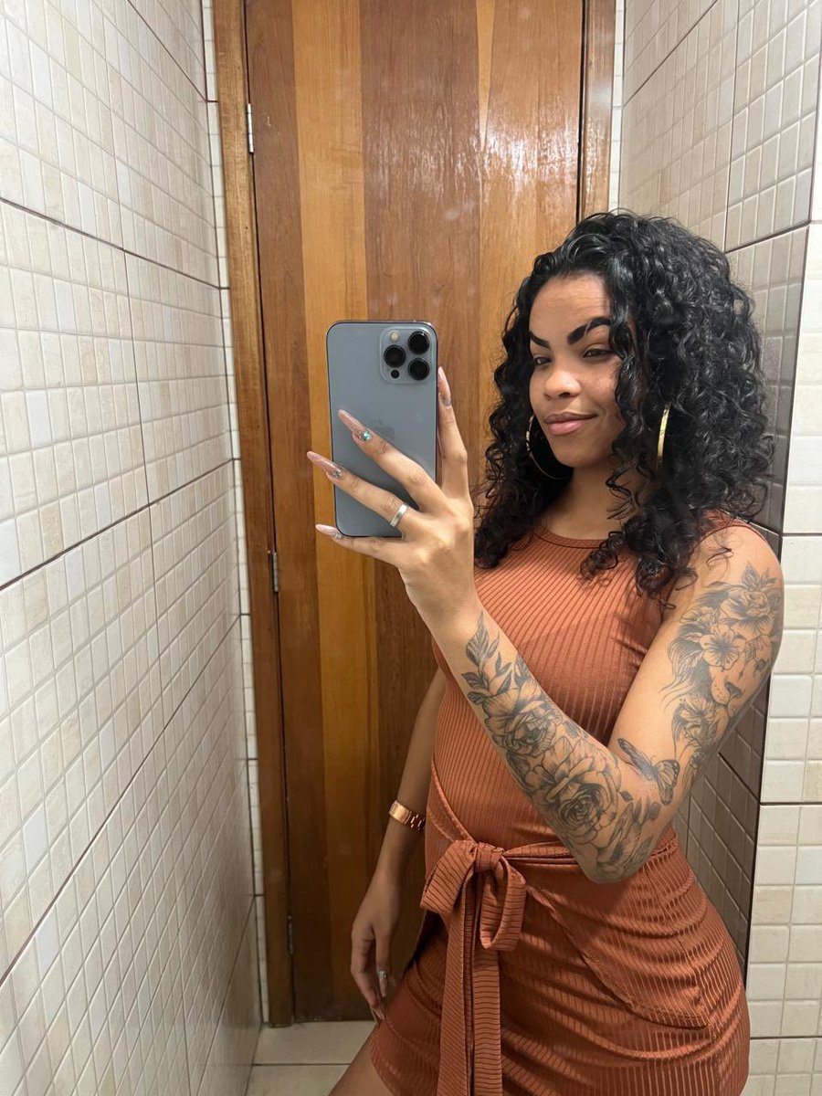 Parabéns pra mim🥳🥳🫨 obrigado Deus por mais um ano d vida 🥳😍😍