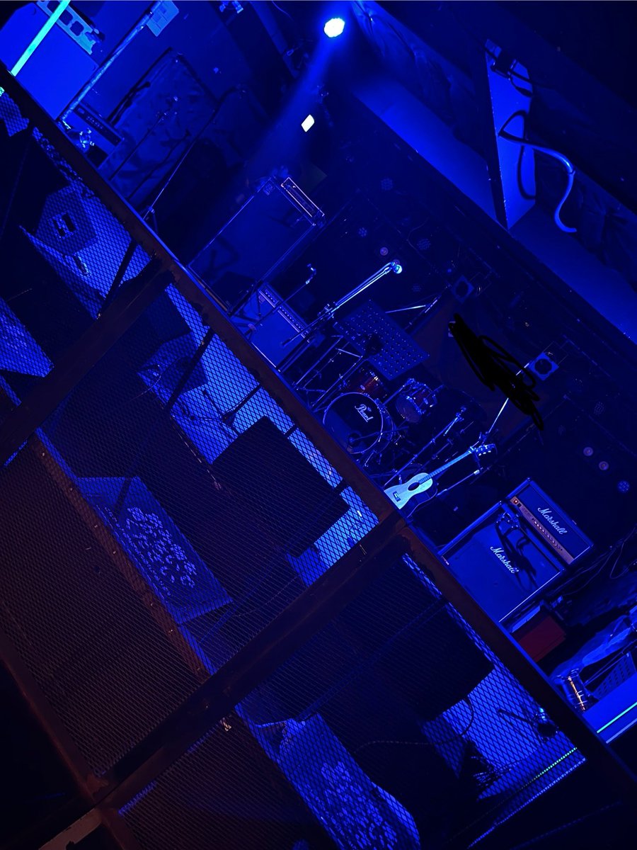 count32101's tweet photo. 出演者の皆様、ご来場の皆様、スタッフの皆様、昨日はありがとうございました🙇

今回、主催以外で初めてトリを務めさせて頂いたCOUNTDOWN。
いつも見てるステージの景色とは、また少し違って見えていただろう🌇
この経験が彼らをもっと強い炎に変えてくれるだろう🔥
進め❗️思いを力に変えて… https://t.co/4tpA13dt99