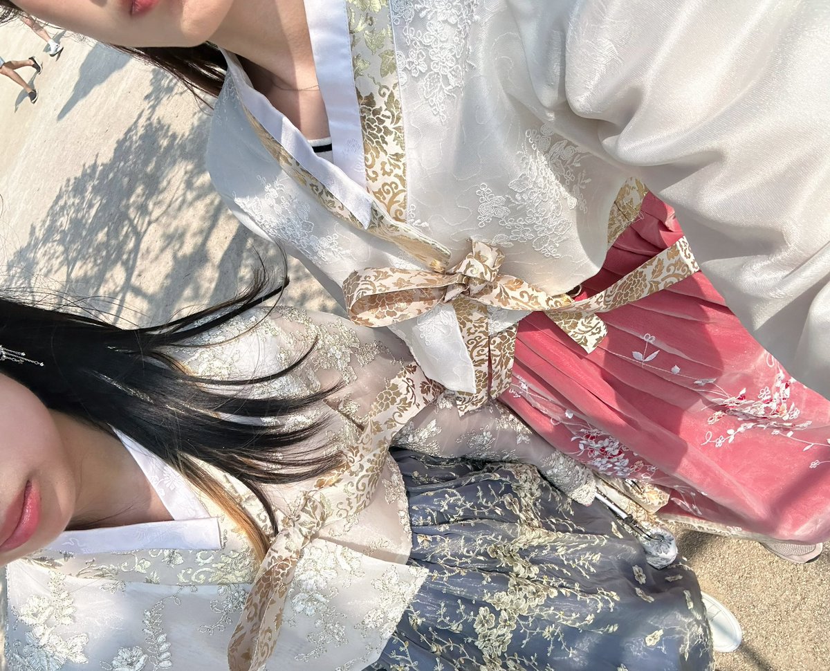 xin ɞ 馨 (@miaobmi) on Twitter photo 