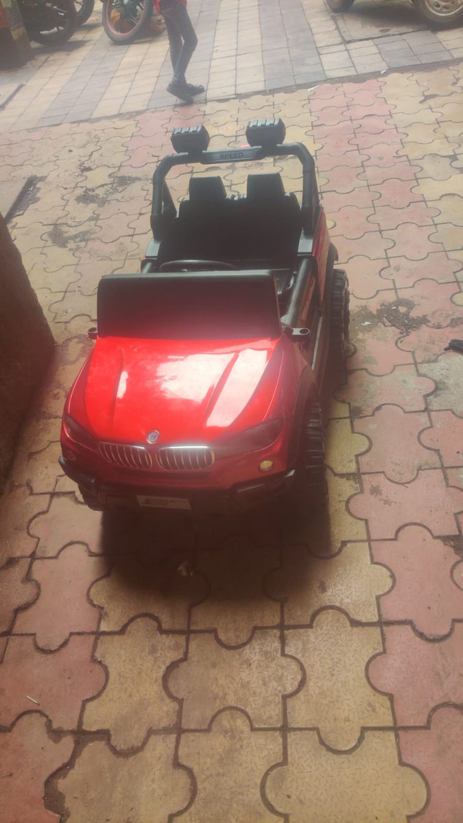 neil_techno's tweet photo. My 4 Years Old Cancer Patient Daughter Cheated By "LORD CARGO" Andheri East Mumbai, My wife Paid The Fees to Deliver Toy Car From Mumbai to Ahmedabad, 40 Days Gone Still Not Delivered ! Need Justice @CPMumbaiPolice @DGPMaharashtra @AhmedabadPolice @dgpgujarat @PMOIndia @AmitShah https://t.co/YiMrAu0Dhh