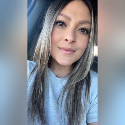 VictoriaTreto1's tweet photo. #NewProfilePic https://t.co/6HQDuXHDU1