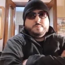 DapperTurtles's tweet image. This is not the man they are telling you is the shooter. This is a skinny white man.