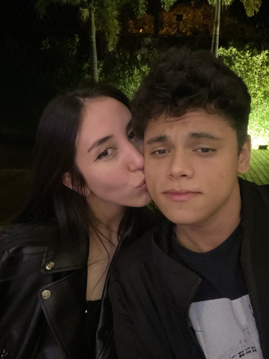 _quelelias's tweet photo. ᶜᵃᵘˢᵉ ⁱᵗ’ˢ ᵍʳᵃᵛⁱᵗʸ ᵏᵉᵉᵖⁱⁿᵍ ʸᵒᵘ ʷⁱᵗʰ ᵐᵉ https://t.co/Aur2FMt0OM