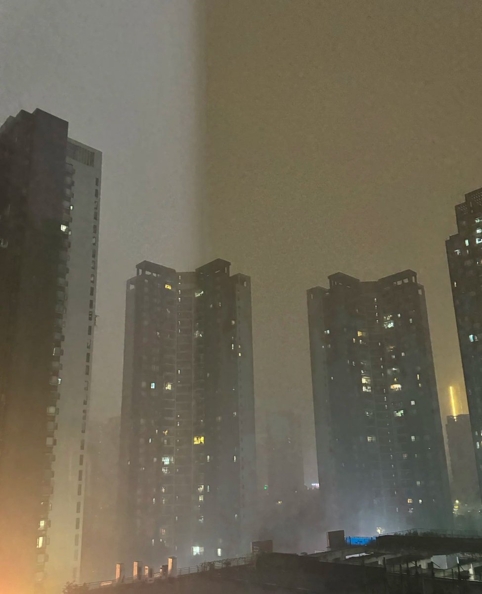 Sissy_Pher's tweet photo. 昨晚重庆的雨也太大了。 https://t.co/T0MPFp5vB4