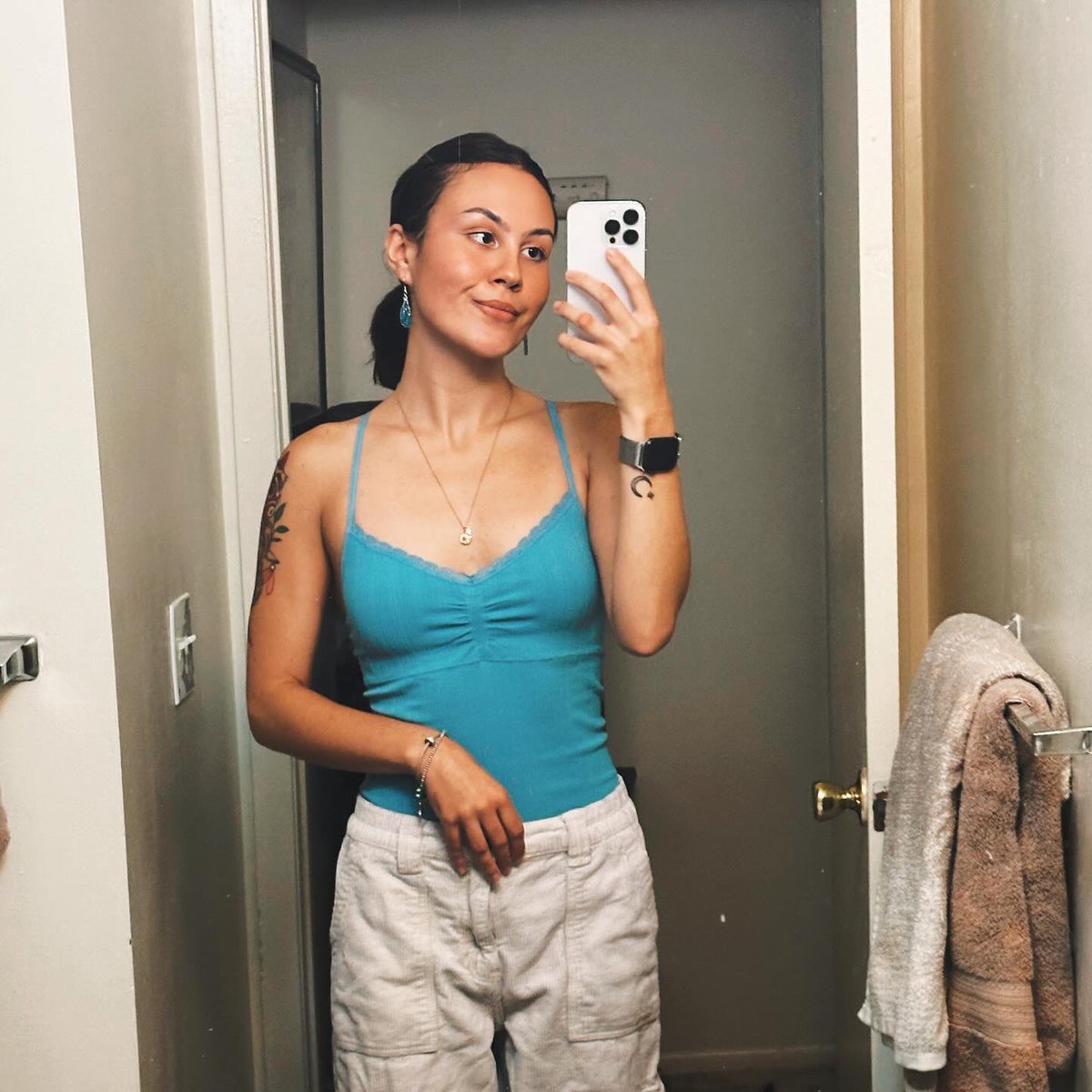 LivThePeach's tweet photo. 🦋 https://t.co/1yJaNldTje