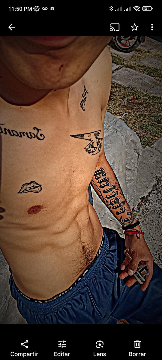AlexandroG21063's tweet photo. Single de 19 años.. dotadoooo soy de ojo de agua. Alguna chica, una parejita dispuesta a pasarla bien https://t.co/Z3kWuk2tKc