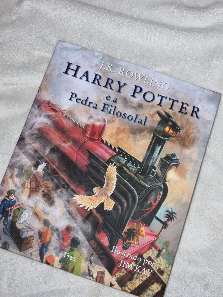 beairam_'s tweet photo. 🚨VENDA DE LIVROS🚨

RT POR FAVOR

Estou vendendo pois preciso do dinheiro e creio que terão melhor uso nas mãos de outra pessoa. 

Kit com os 3 - 200 reais

Harry Potter 1 &amp; 2 - 90 reais cada ou 150 os dois

Animais Fantásticos - 65 reais

Link da venda pelo OLX nos comentários. https://t.co/iFUqImZBJI