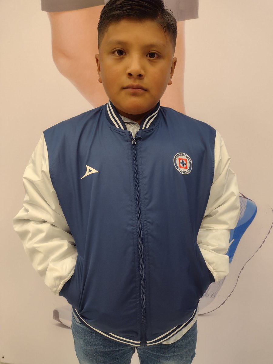 Chamarra infantil <a href="/CruzAzul/">CRUZ AZUL</a> disponible en talla 8,9,10,11, 12 y 13 años 🔥