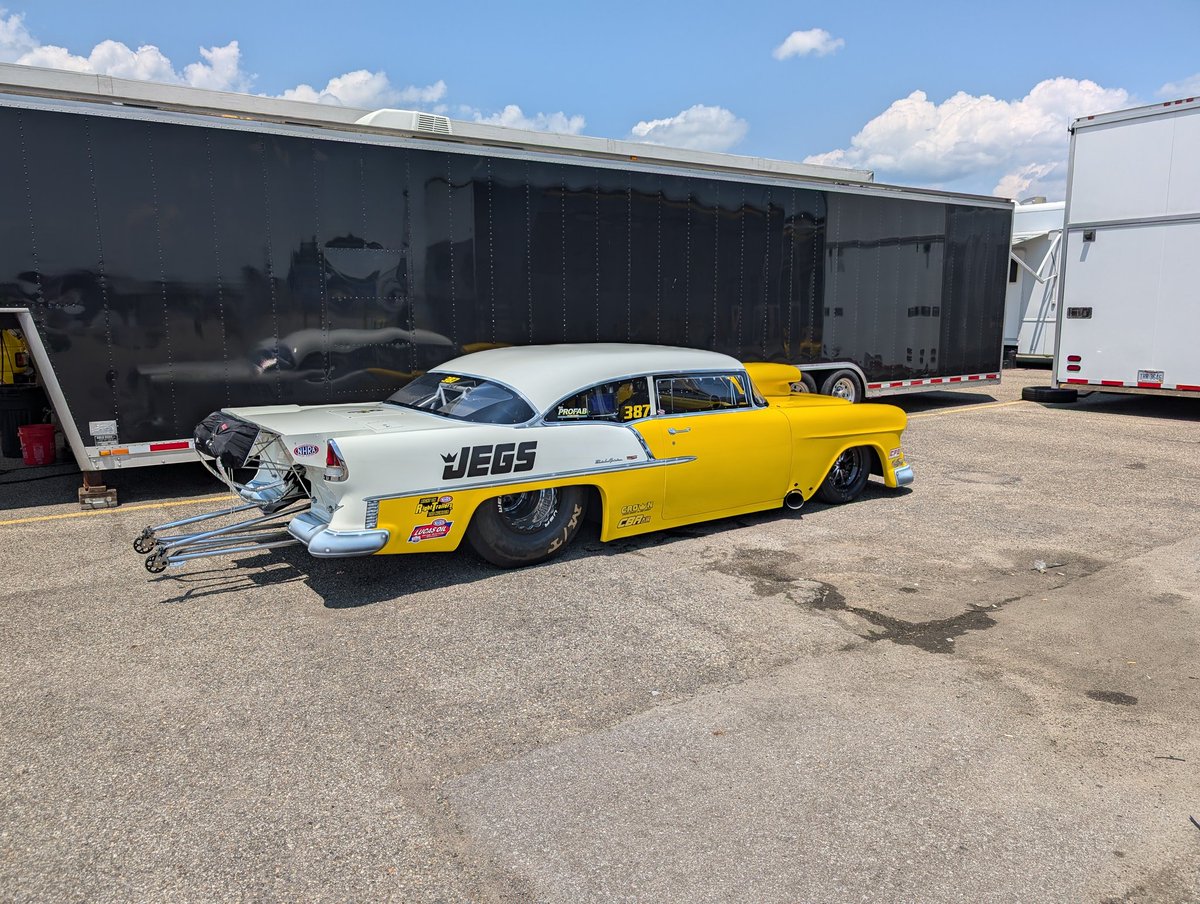 jkweaver412's tweet photo. @JEGSPerformance 1955 and just so happened to see this beauty yesterday at NTR. https://t.co/4P1Inm3zA4