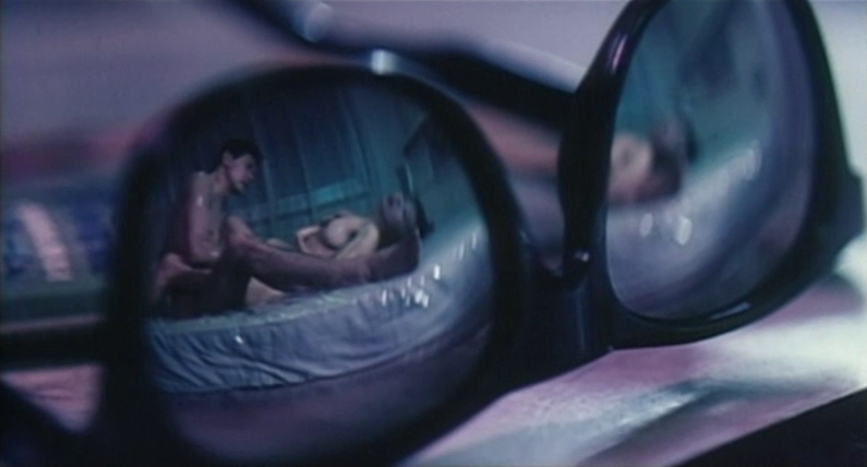 watashitachihe's tweet photo. Love − Zero = Infinity
いやらしい人妻　濡れる
Hisayasu Satō, 1994 https://t.co/L5z8HlTPD7