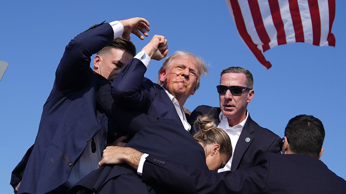 Shemakesmeweak7's tweet photo. 🇺🇲🇺🇲🇺🇲 https://t.co/LBD3FM6EZo