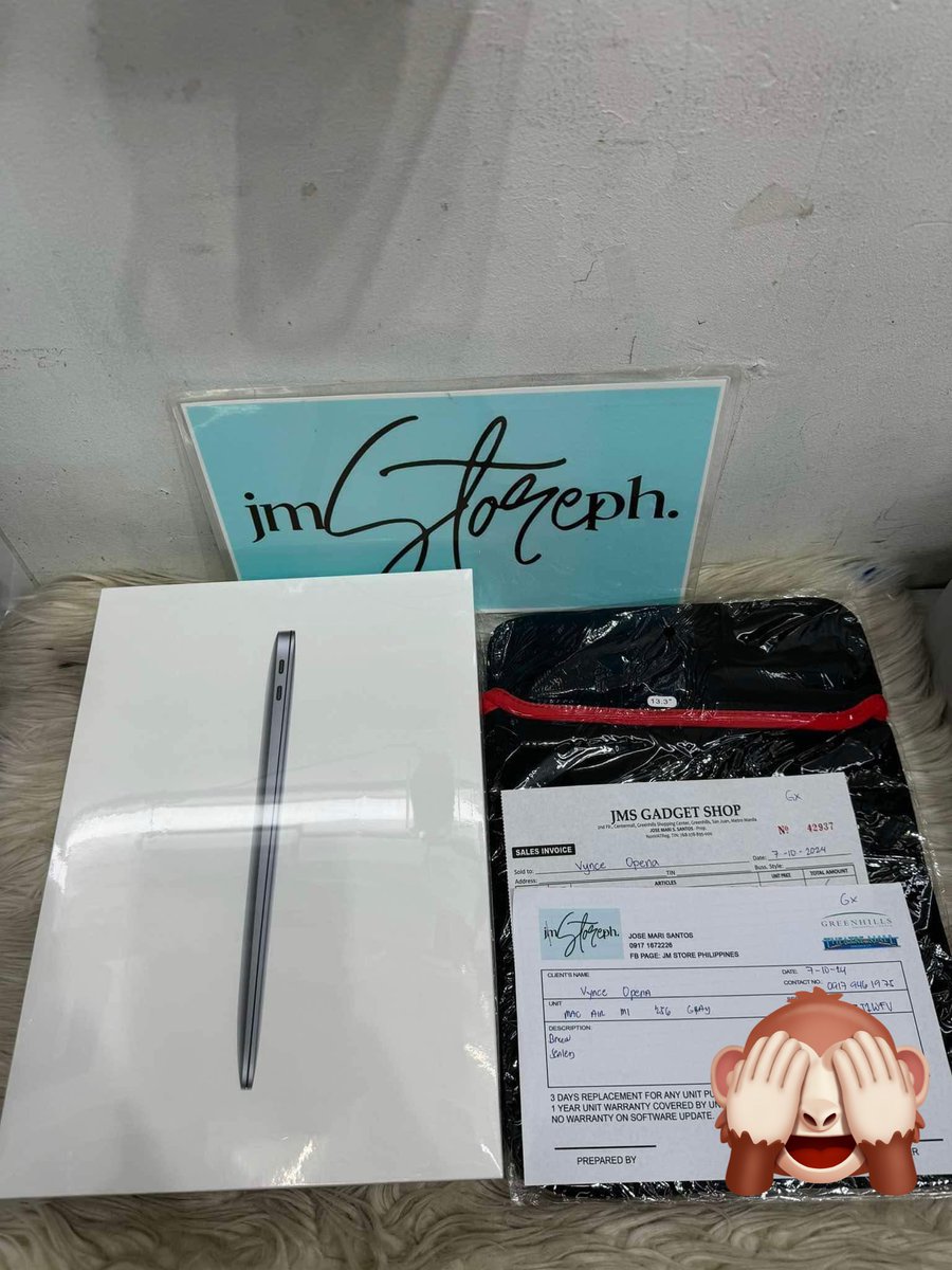 Vynce_Opena's tweet photo. Congratulations love, @ggeeppllee  deserve mo to study hard and I hope this help you focus sa reviews mo.

Naka-pa graduate nadin sa edad na 27 years old. :)) https://t.co/GnsCqdAroo