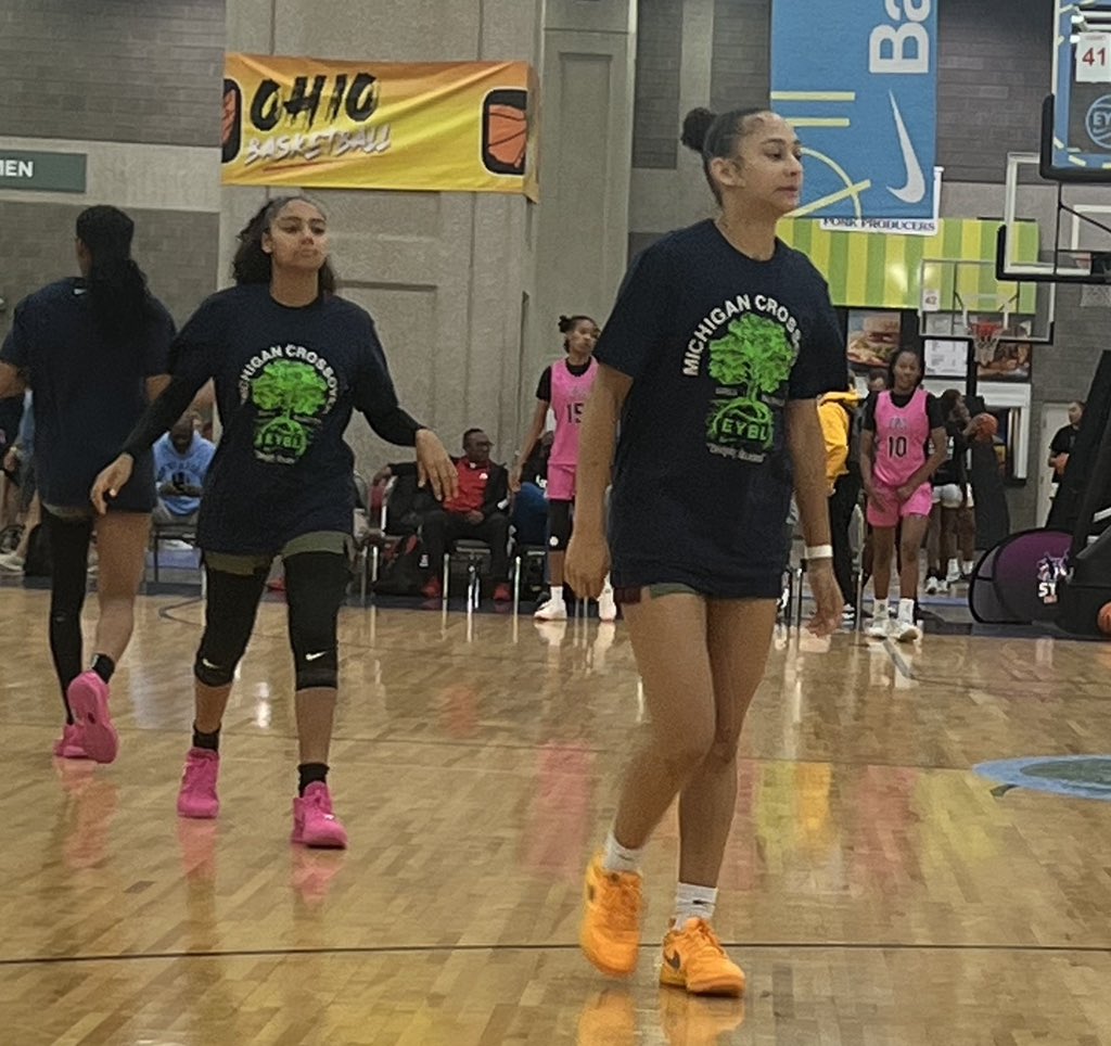 Coach Keith Wade (@wadesworld32) on Twitter photo Big stages big dreams <a href="/se_crette/">Se’Crette Carter</a> and <a href="/rylanbuschell/">rylan buschell</a> getting ready for some EYBL bump!! <a href="/LBInsider/">Jason Wilkins (Wilkins Report)</a> <a href="/LBIPremierBB/">LBI Premier Prospects</a> <a href="/LBI_Carolina/">Coach Wright</a> <a href="/TFNsRun4Roses/">TFN's Run 4 Roses</a> <a href="/MICROSSOVER/">Michigan Crossover</a> Big stages big dreams <a href="/se_crette/">Se’Crette Carter</a> and <a href="/rylanbuschell/">rylan buschell</a> getting ready for some EYBL bump!! <a href="/LBInsider/">Jason Wilkins (Wilkins Report)</a> <a href="/LBIPremierBB/">LBI Premier Prospects</a> <a href="/LBI_Carolina/">Coach Wright</a> <a href="/TFNsRun4Roses/">TFN's Run 4 Roses</a> <a href="/MICROSSOVER/">Michigan Crossover</a>