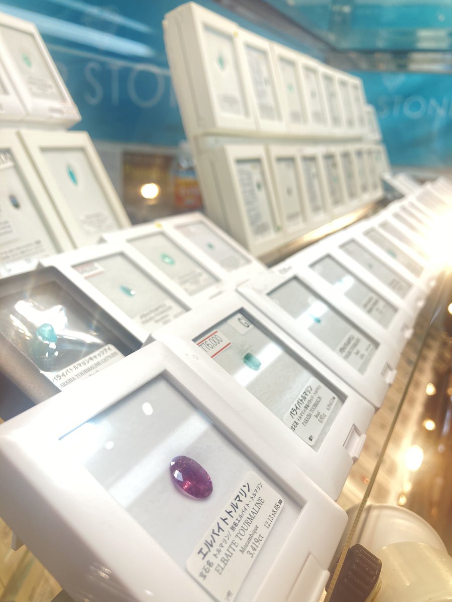 topstonejp's tweet photo. 💎TOKYO JEWELRY FES '24 Summer💎
本日最終日です‼️
最終日は17時までですので、お間違いのないように💡
よろしくお願いします😊
#TOKYOJEWELRYFES
#東京ジュエリーフェス
#TJFS https://t.co/usCfAKASQr