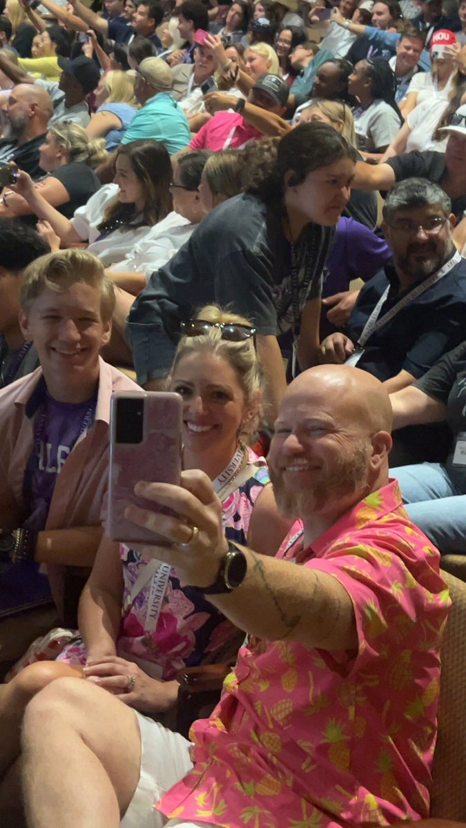 LathesTowns's tweet photo. From Orientation Day #11 to Bonfire Brush Day #2! Texans are making a difference while being the difference! #TarletonStrong #ThankYouTexans #ThankYouTexanCommunity https://t.co/CUu3eEEJSK