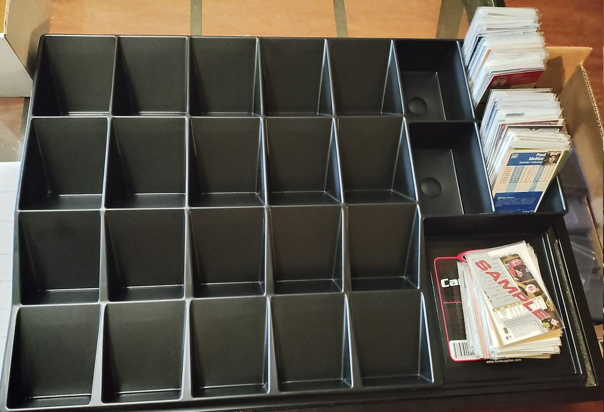 Hoerner1st2018's tweet photo. Snuck one in on you
Had to try out the new sorting tray
Off tomorrow as I will be on the hunt 
#WackyWeek officially starts Monday 
Stacking till 7/26
Happy collecting everyone https://t.co/QUWE7vf3Hz