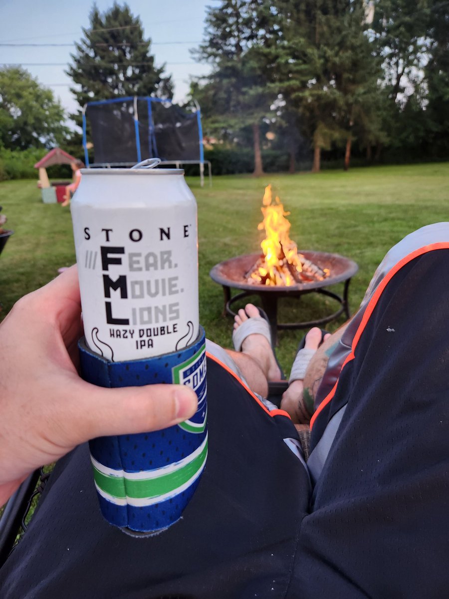 MVerminski's tweet image. Vacation isn&apos;t over quite yet #backyardvibes