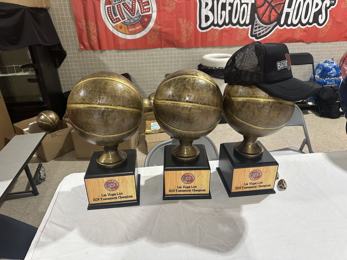 Eyes on the prize. #LasVegasLive #Bigfoothoops