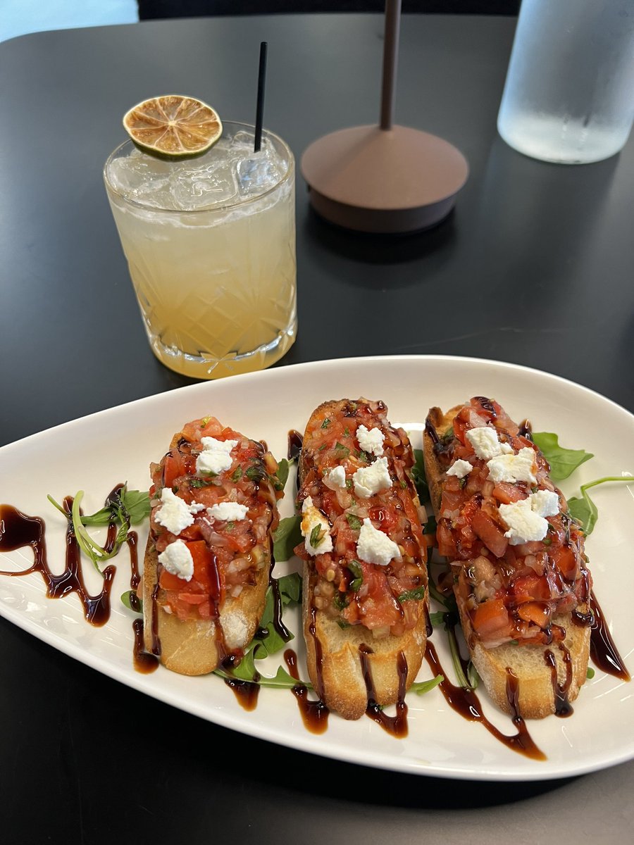 Tenleytown411's tweet photo. Talea is the latest addition to the restaurant scene in Cathedral Heights. 

Talea opened last month at the former Cafe Deluxe location (3228 Wisconsin Avenue). 

#CathedralHeights #Talea #TaleaDC https://t.co/eNHDVeJoVZ
