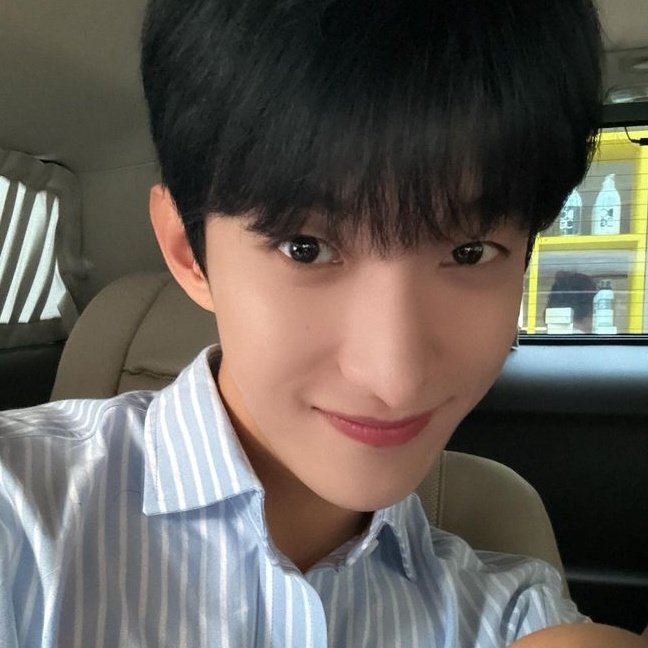 [restarting 2.8]

I'm looking for foreign/filo interactive moots !

✰ he / him | minor | eng / filo
✰ not new to #stantwt #kpoptwt 
✰ any fandom will do !
♡ and ↻ to be moots