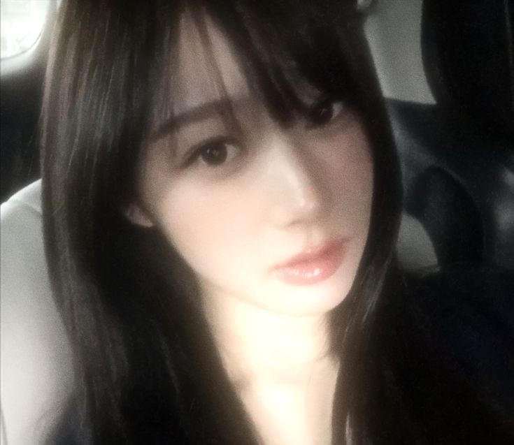 amorra ✰ tweet media