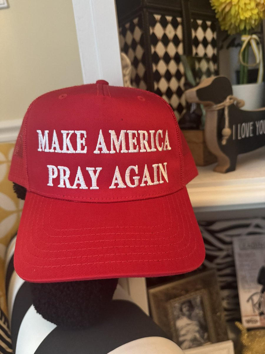 Thankful that former President Trump is ok, according to all reports. But this should be a wake-up call for everyone. This hatred has to stop! Stop the divisive speech and start praying for our country. #prayersfortrump