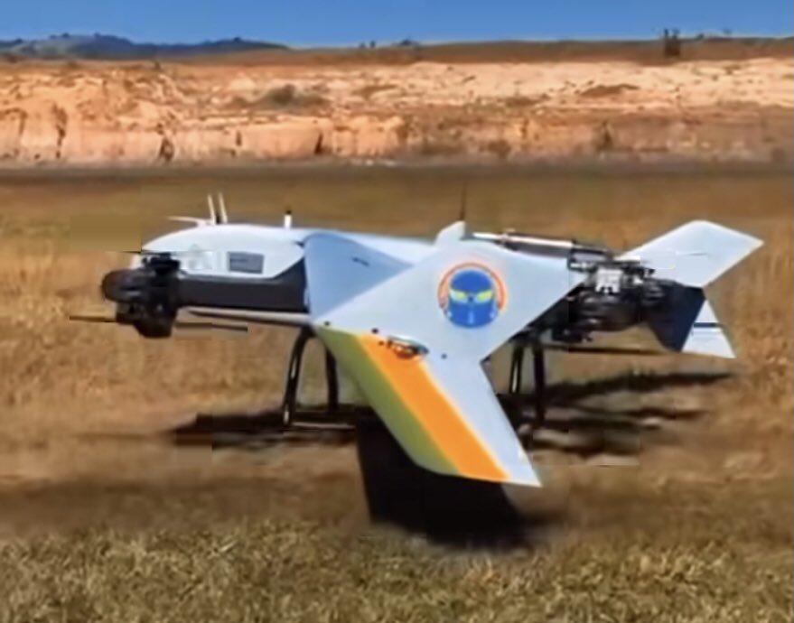gliciofonseca's tweet photo. Imagens do #UAV Nauru 1000C da #AviaçãodoExército🚁🇧🇷 mostram a aeronave já com a identificação da bolacha do #1BAvEx a Unidade operadora da aeronave e que tem a missão de introduzir o sistema no âmbito do @exercitooficial https://t.co/Ll14OyESQO