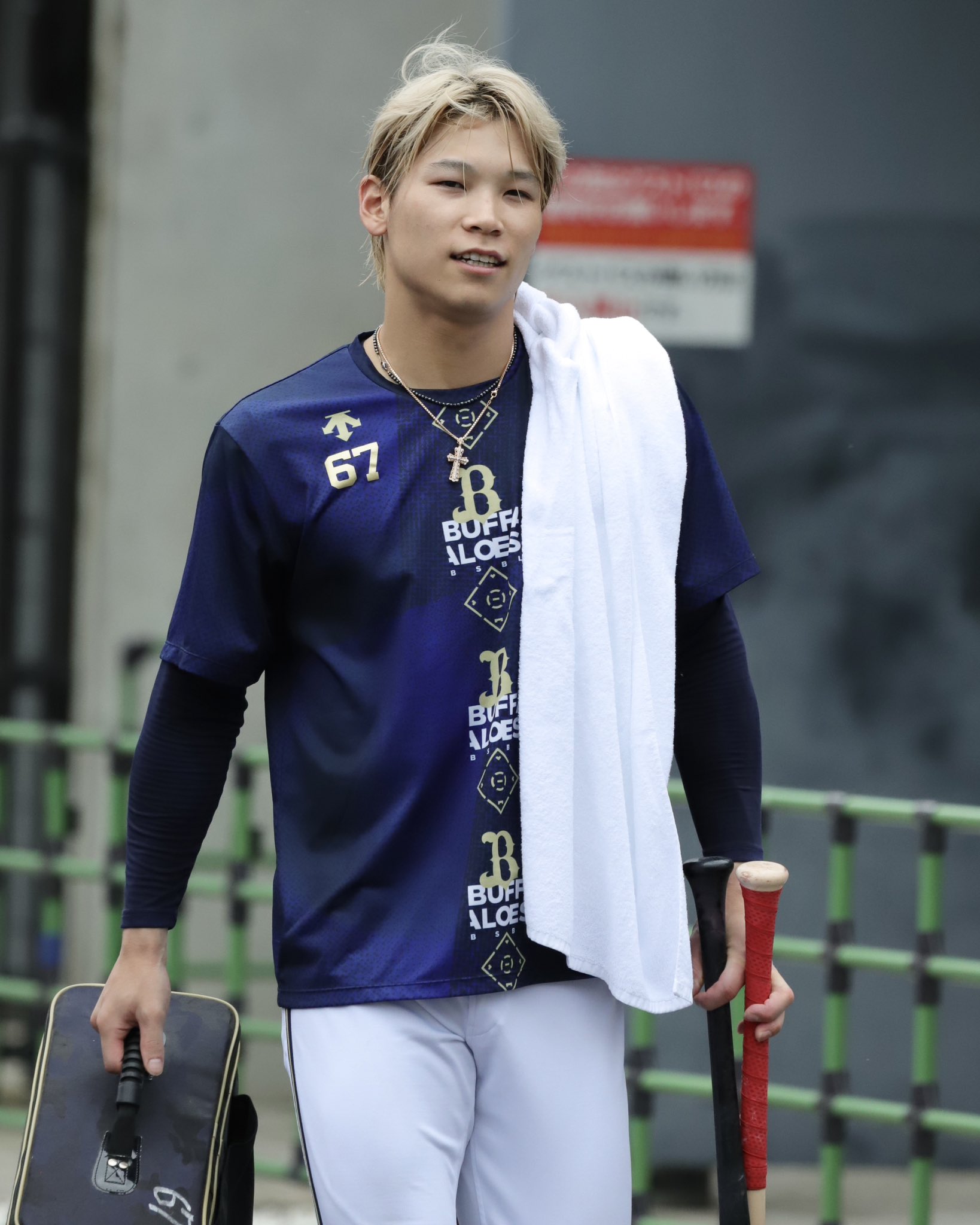 中川圭太　ハイクオリティユニフォーム2024開幕シリーズ　L オリックスバファローズハイクオリティユニフォーム中川圭太開幕