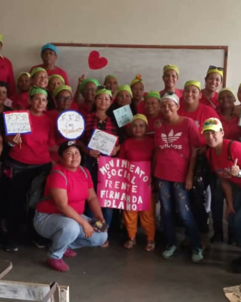 Cnae1Anzoategui's tweet photo. Hoy #13Julio se realizó la gran misión Igualdad y Justicia Social "Hugo Chávez Frías" en los municipios #FREITES y #ANACO junto a la Grte. Estadal @YubisayCampos y las cocineras del @ffbvzla
@_LaAvanzadora
@LealTelleria
@pedrodiazg59
@cnaeoficial
#PoesíaEnMovimiento https://t.co/F0AIOkfO4S