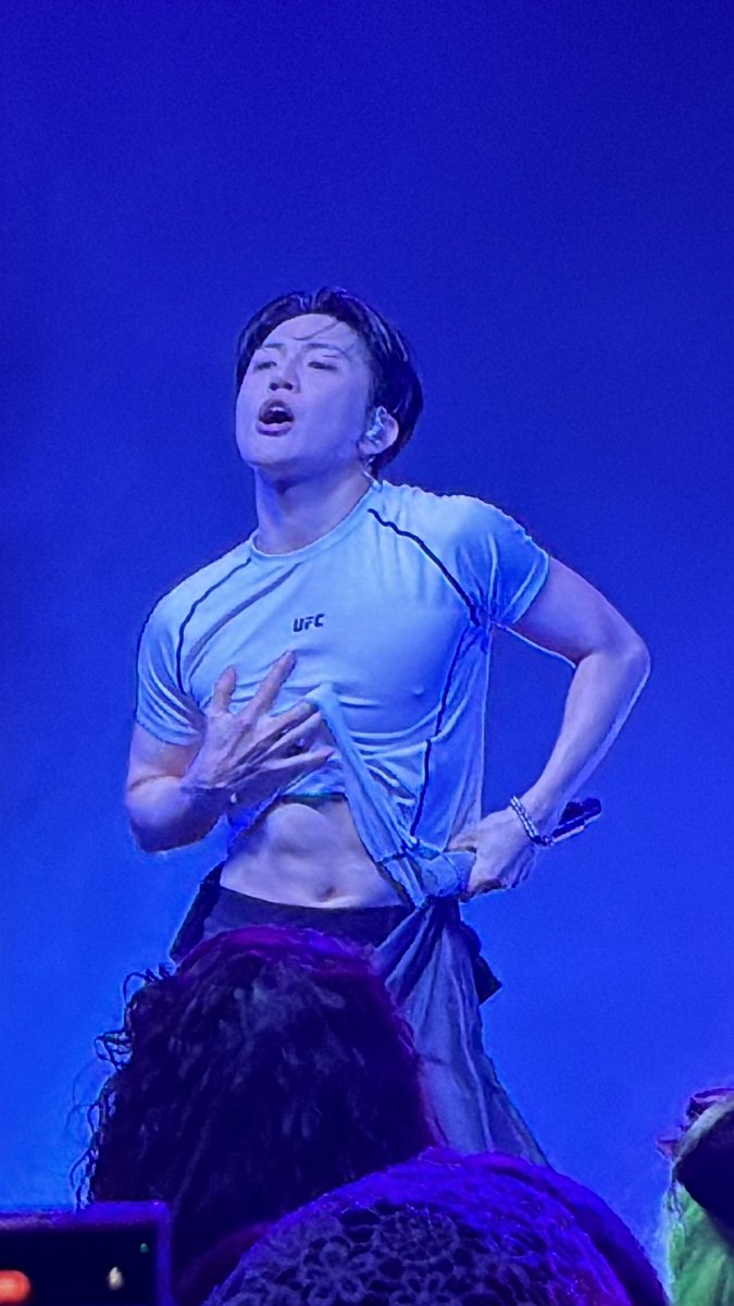otonabluee's tweet photo. LEE DONGHUN THE MAN THAT YOU ARE‼️‼️

#ACE #에이스
#AceSupernatural 
#ACE_US_TOUR 
#REWIND_US
#ACEinDETROIT https://t.co/VgFZvfFGeN