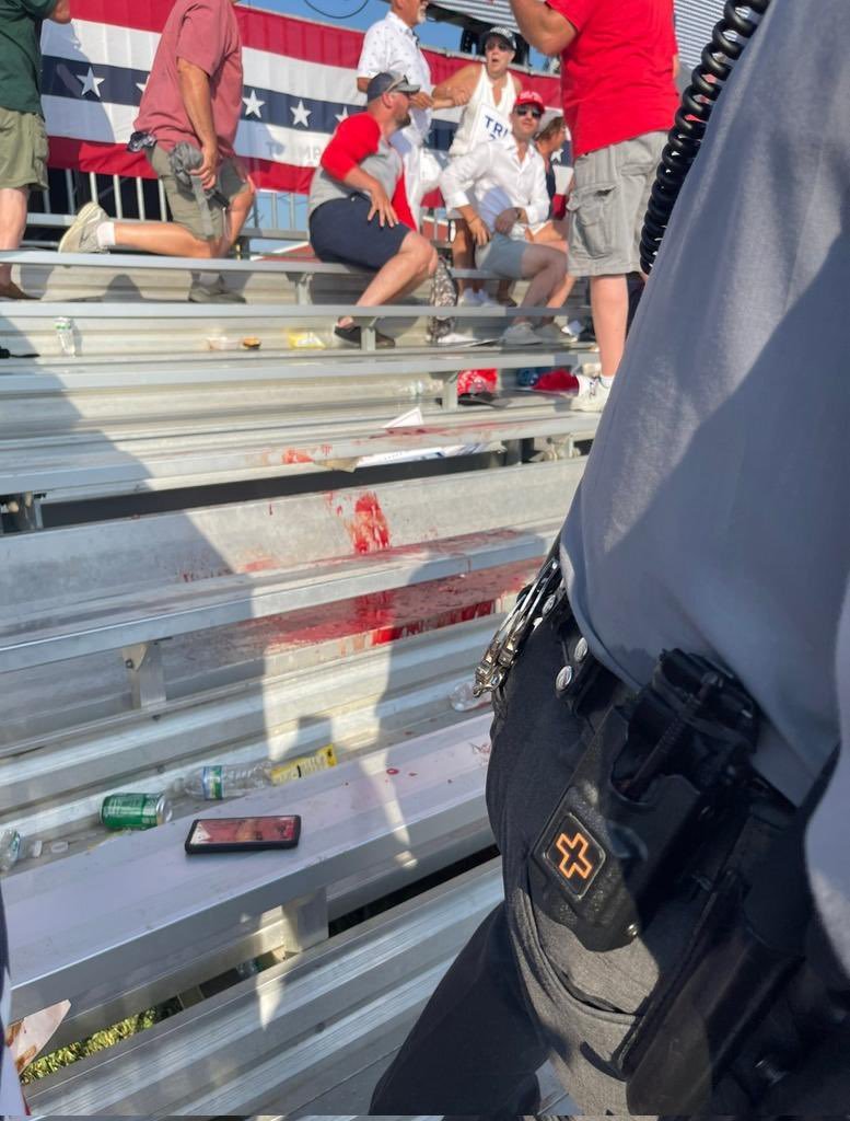 NoFunClub2112's tweet photo. @AVSmartz Photo from the stands https://t.co/eaHcBjcNiT