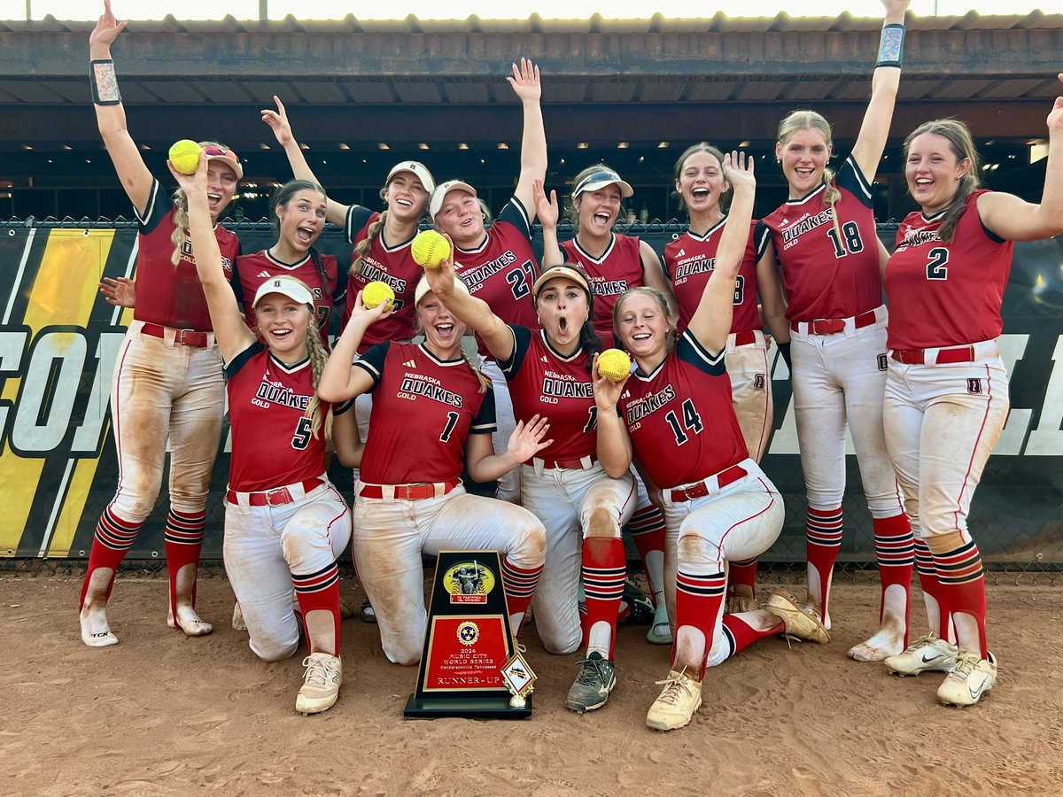 Thats a wrap! Congratulations to our Music City World Series runners-up! They battled all day - 4 games in the 100° heat to get back to the top. Couldn’t be more proud of this group of outstanding young women and how they closed out their season. We love you all! ❤️🥎💪