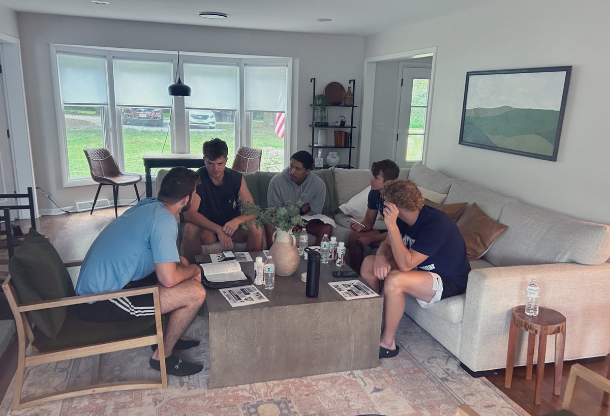 RULECougar's tweet photo. BIG TIME Day of growth for the 24-25 squad 🚊 📈 🏀
#RULECougar🥊 https://t.co/hUnpLG7yqI