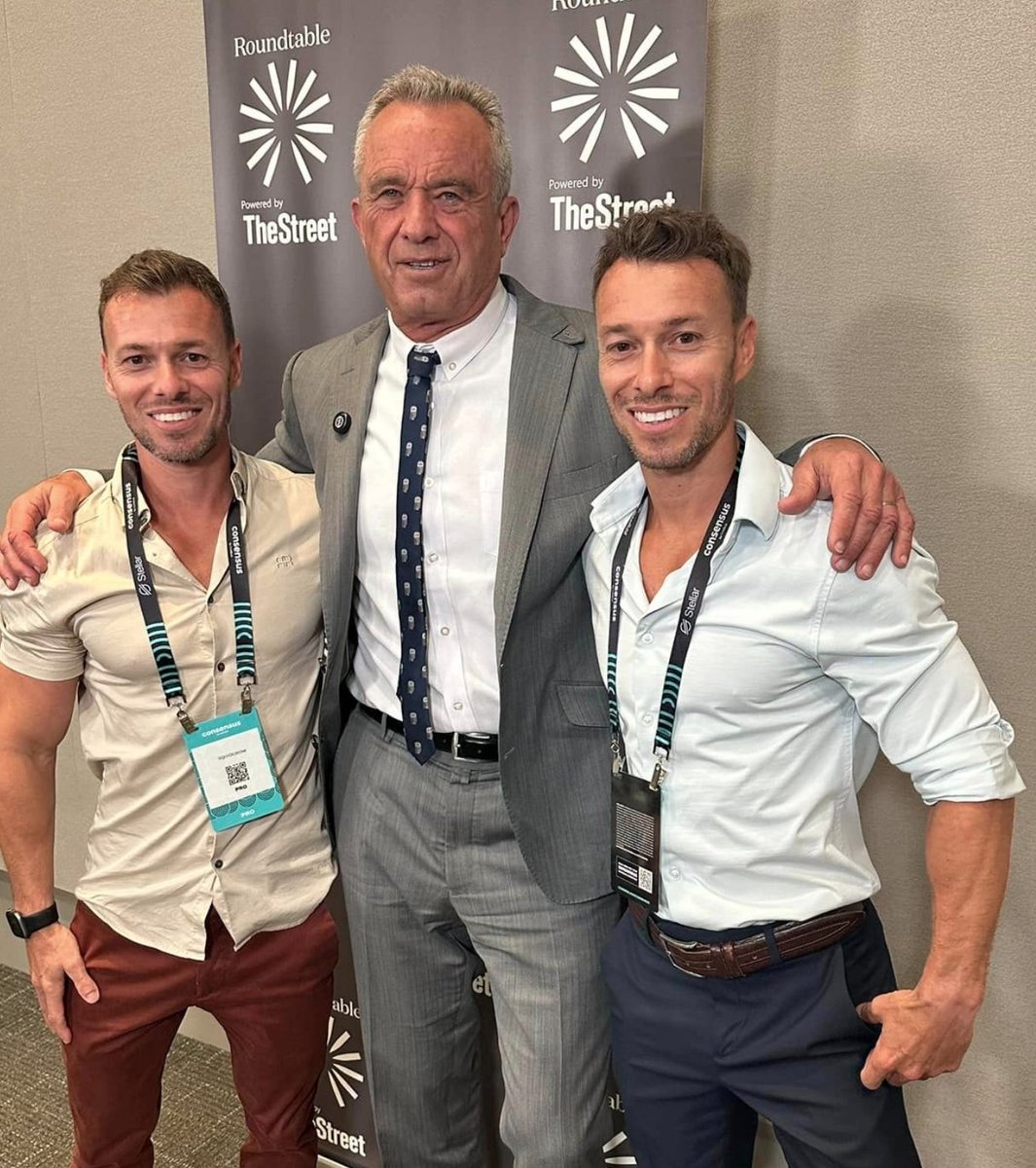 Before this image was taken I was simply told to goto a specific room in a convention hall to meet RFK Jr.  

I walked in the room and there was not a single security person on hand.  Not at the door, not in the room, not anywhere.

After Today if Kennedy does not have Secret