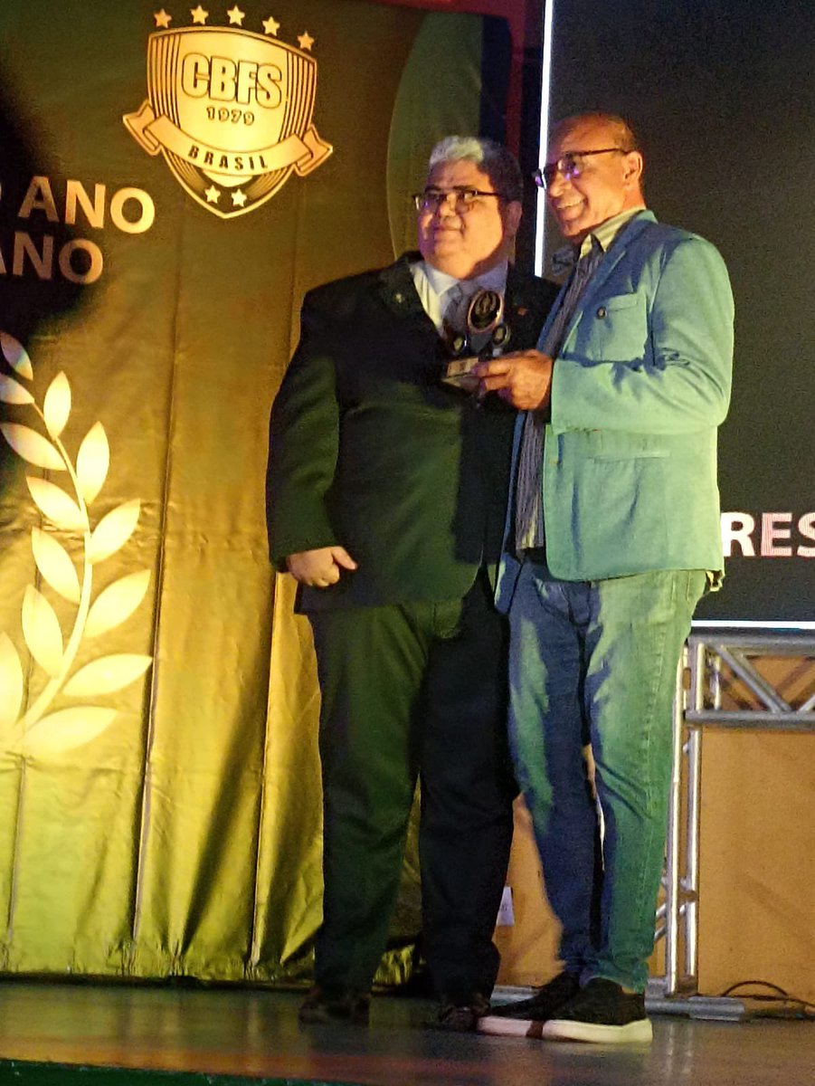 vilaolimpicos's tweet photo. Aconteceu hj no Ginásio de Campinas a Solenidade Os Melhores do ano do Futsal 2023.

E o Vila Nova F.C UNIVERSO foi representado pelo nosso Gerente de Logística Adilson Barbosa 

E no 2° semestre vamos fazer a diferença tb no Futsal.

#TimeDoPovo #Futsal #FGFS https://t.co/44ntPHs2NA