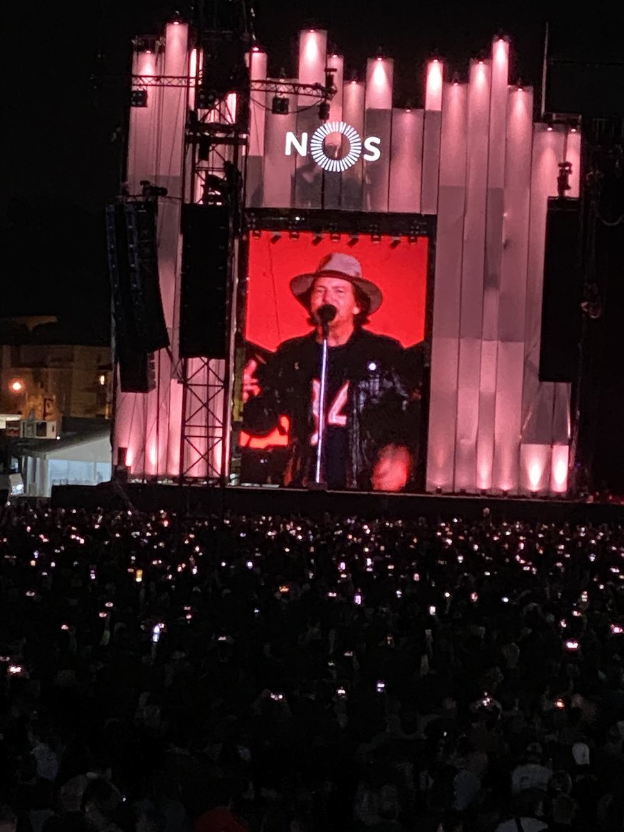 cessiem's tweet image. Tão bom que foi.
#pearljam
#NOSAlive24