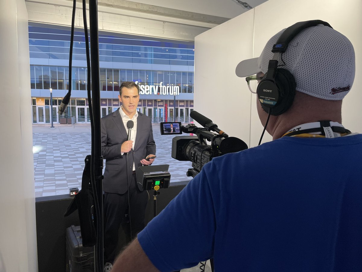 Live reporting for @LocaNewsLiveTV all the <a href="/GrayTelevision/">Gray Television</a> on the apparent attempt on the life of former president #DonaldTrump. <a href="/GrayDCnews/">Gray Media Washington News Bureau</a> <a href="/stetsonmreports/">Stetson Miller</a> reports from #Milwaukee <a href="/nappsack/">Timothy Knapp</a>