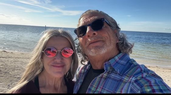 MZ34652's tweet photo. @StevesGulf Happy Anniversary I Love You with all my heart 😘 https://t.co/kXQJC9Fu2V